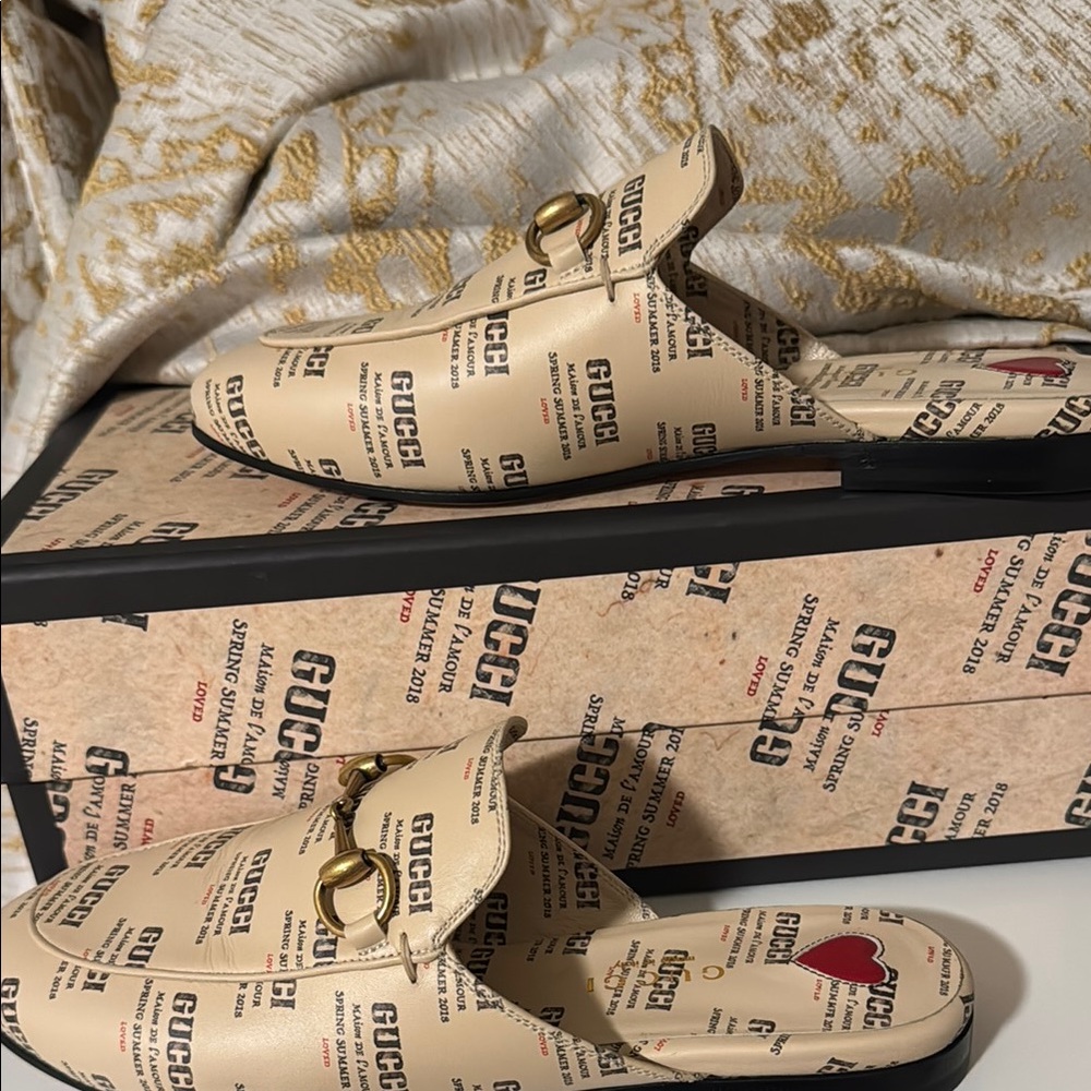 Gucci Cream Mules with Distinctive Design